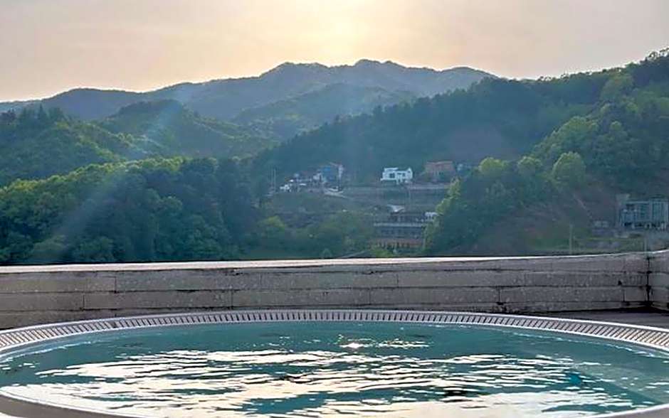 Gapyeong Pool Villa Lavelo Pension