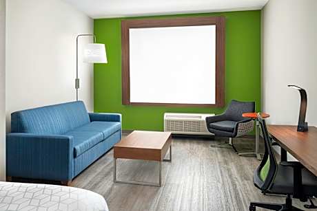 1 King Suite Communications Accessible