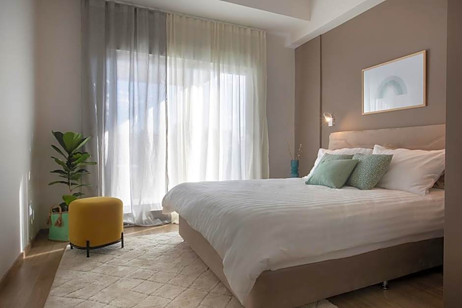 Thisean Modern Suites By Athens Stay