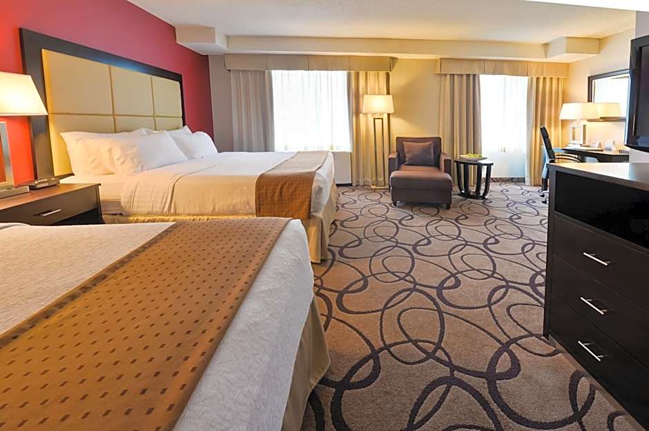 Holiday Inn Montreal Centre Ville Downtown By IHG