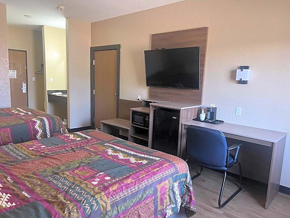 Booneslick Lodge - Neosho