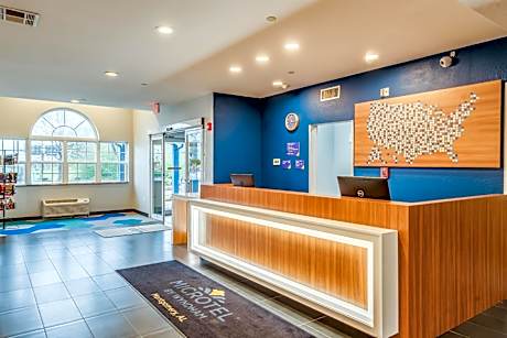 Microtel Inn & Suites By Wyndham Montgomery