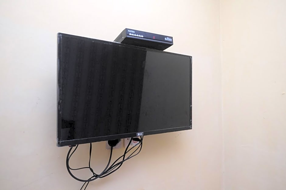 RedDoorz at Paris Ocean