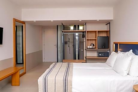 Junior Suite Sea View (2+2)