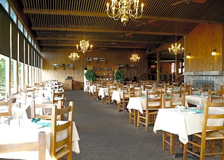 Skyland Resort