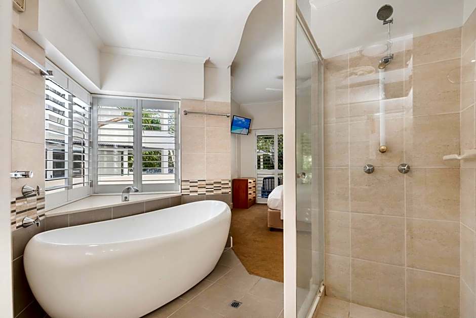 Mirra Chana Beachfront Apartments Mooloolaba