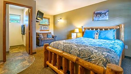 King Room with Spa Bath