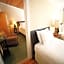 The Kennebunk Inn