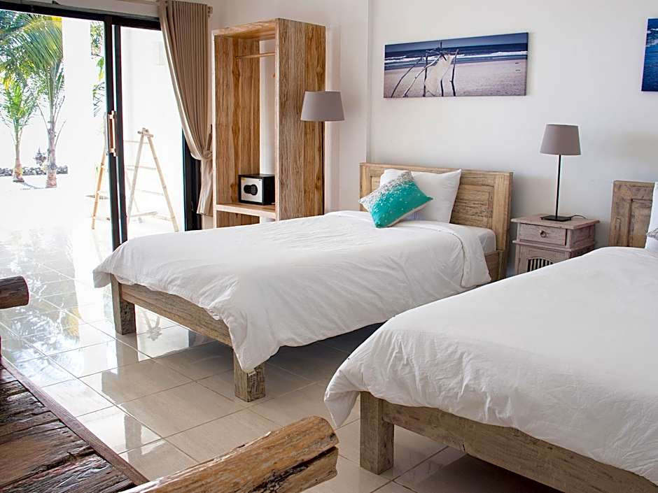 MYAMO Beach Lodge
