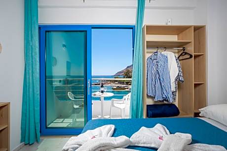 Finikas Resort Sfakia - Seaside Rooms