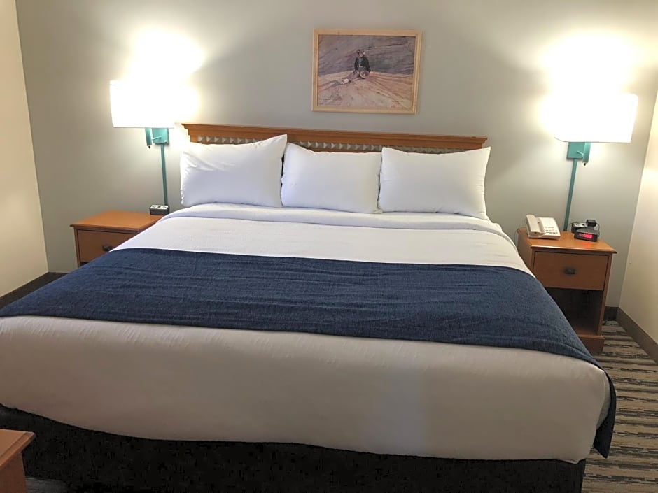NavajoLand Inn