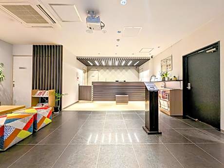 Kanazawa Station Hotel