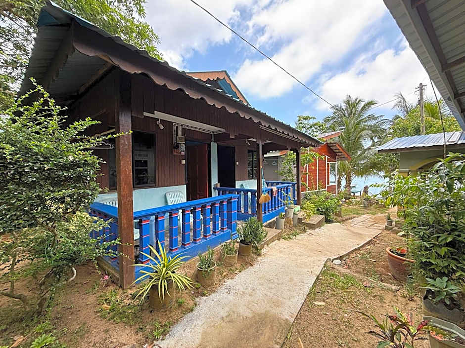 Ella's Place Salang Tioman