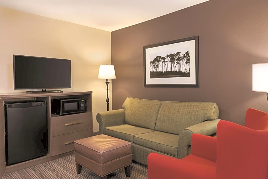 Country Inn & Suites by Radisson, Albert Lea, MN