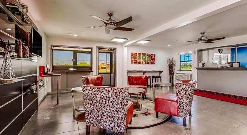 Econo Lodge Inn & Suites Enid South