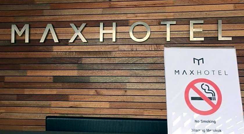 Max Hotel Subang Jaya