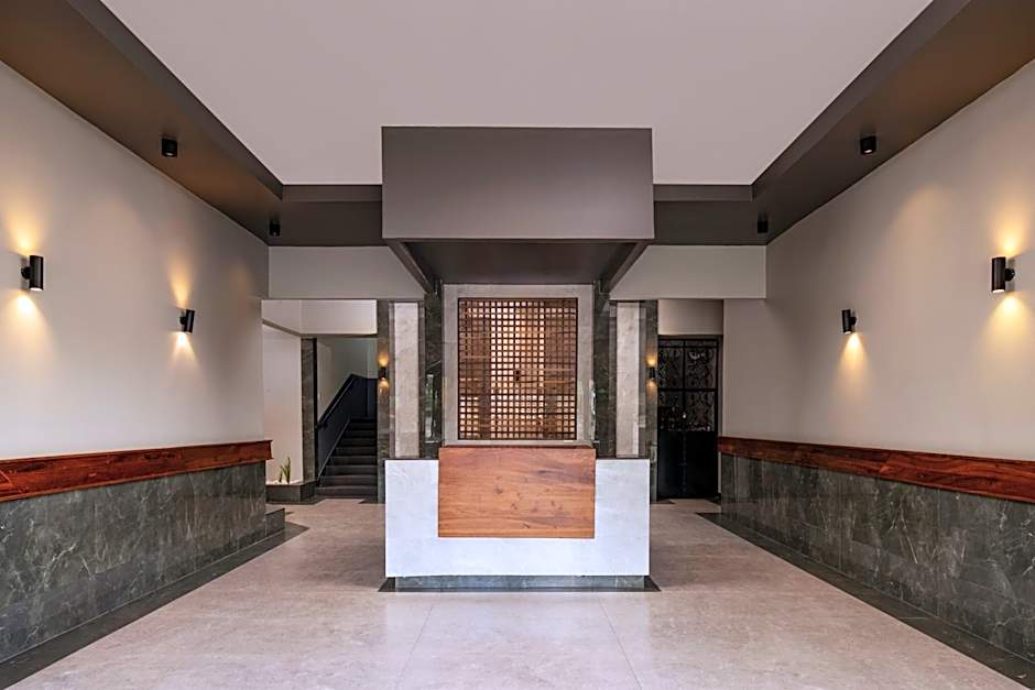 Hotel Raha Tower