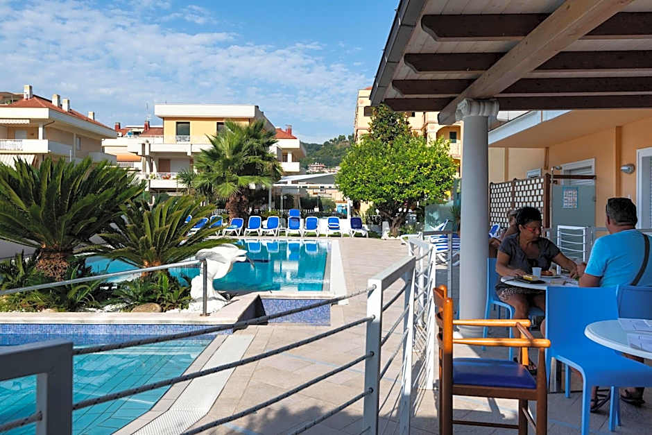 Hotel Paradiso