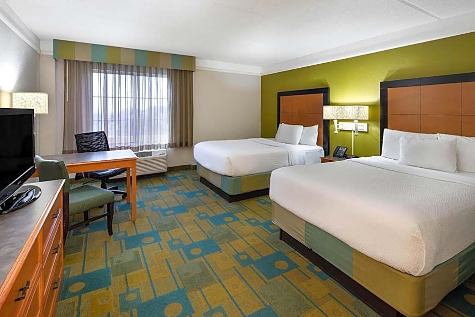 La Quinta by Wyndham Haywood Mall-Near Greenville Downtow