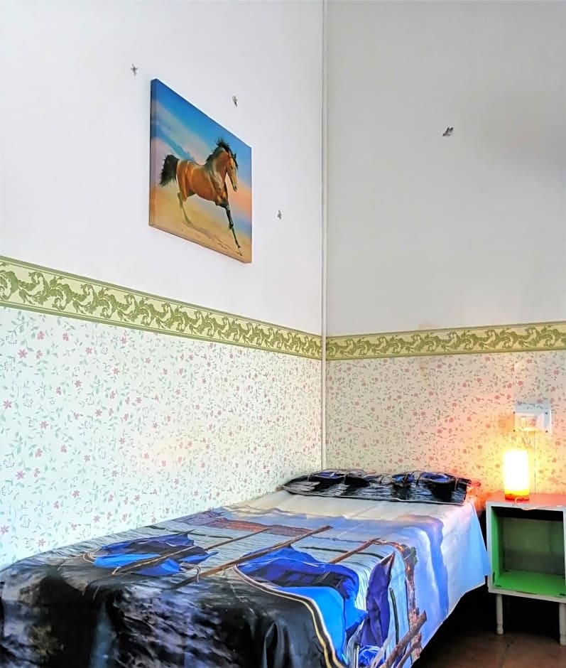 Pavarotti House