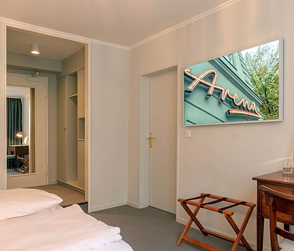 Hotel Olympic