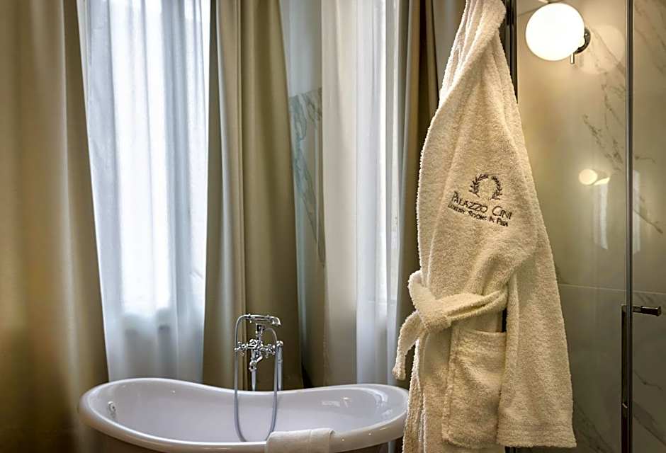 Palazzo Cini Luxury Rooms in Pisa