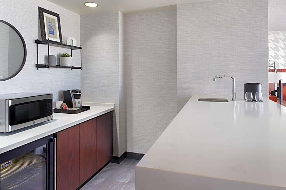 Courtyard by Marriott Arlington Crystal City/Reagan National Airport