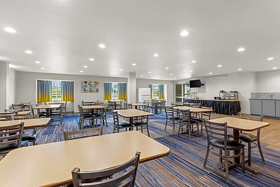Microtel Inn & Suites by Wyndham Sainte Genevieve