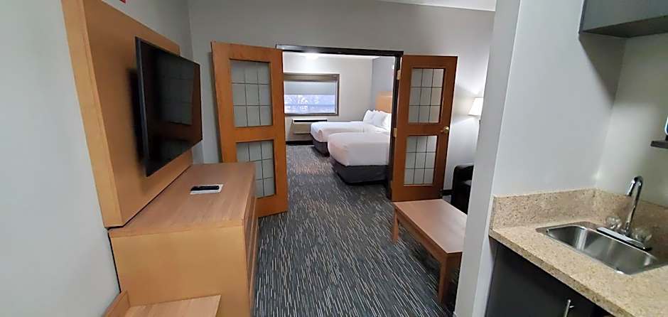 Wingate by Wyndham Lethbridge