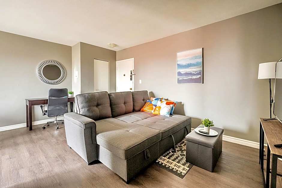 Newly Renovated 2BR Unit in Glenview West