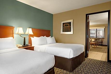 One-Bedroom Suite with Sofa Bed