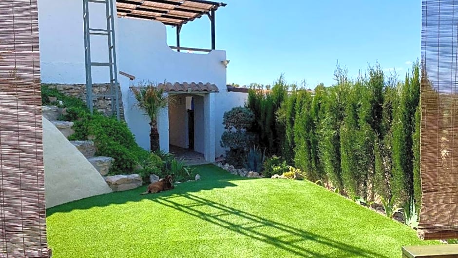 Cueva Romana, Solo Adultos, Apto para Nudistas