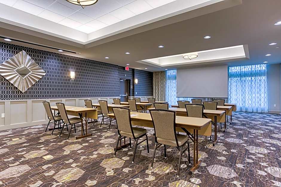 Drury Inn & Suites Columbus Polaris
