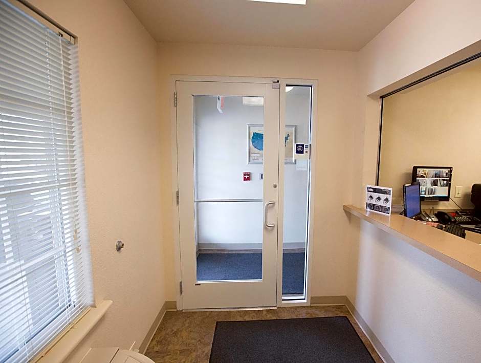 WoodSpring Suites Kansas City Liberty