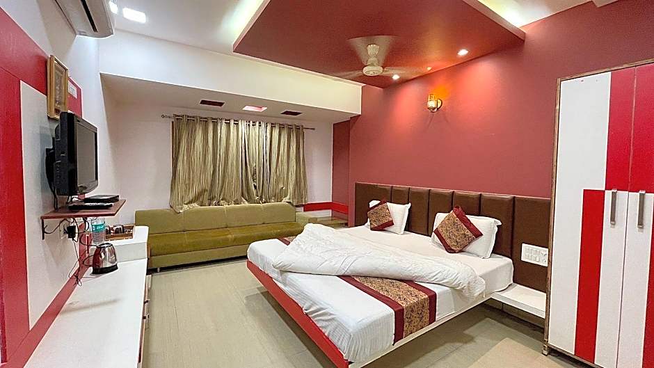 Hotel Ashapura Palace