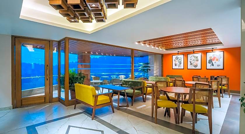 Tripli Hotels M & Resort