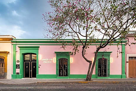 HOLT Hotel De Mi Independencia King Room