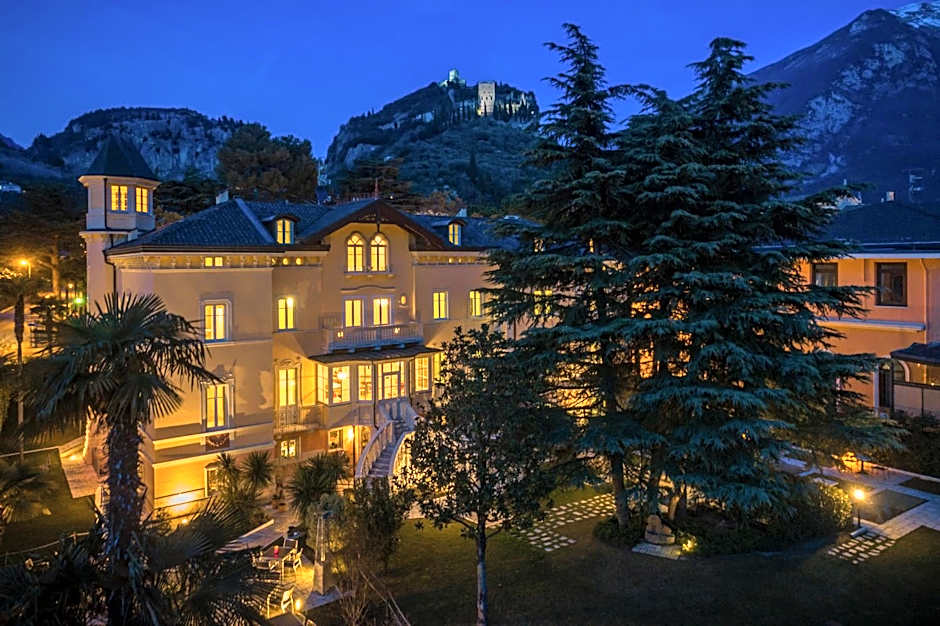 Villa Italia Luxury Suites and Apartments