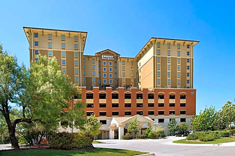 Drury Inn & Suites Near La Cantera