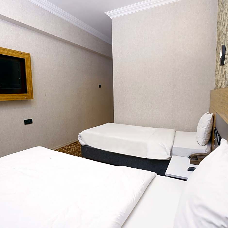 Esin Hotel
