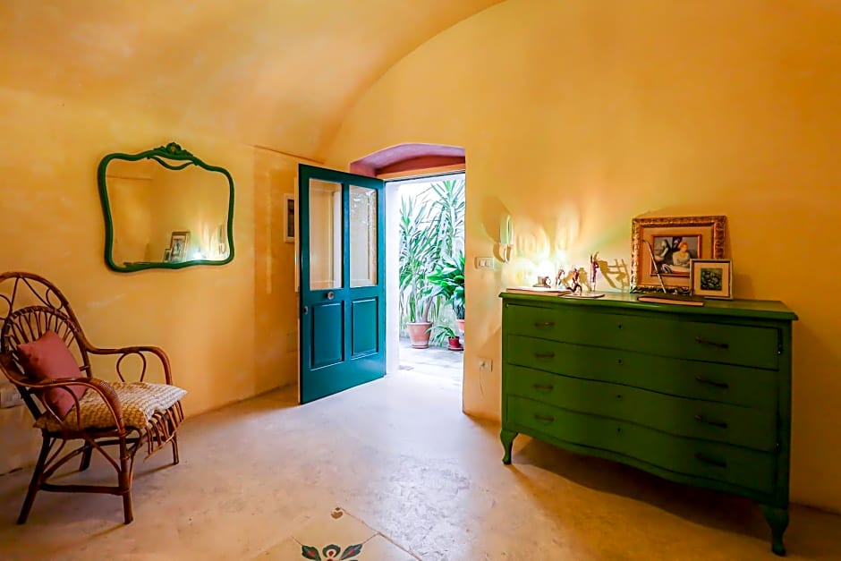 Luna e Basilico by Casa di Marco AP6