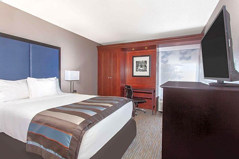 Wingate by Wyndham Charleston Coliseum