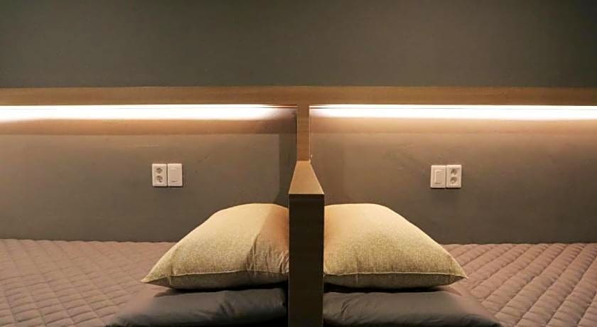 Blueboat Hostel Jeonju (Korea Quality)
