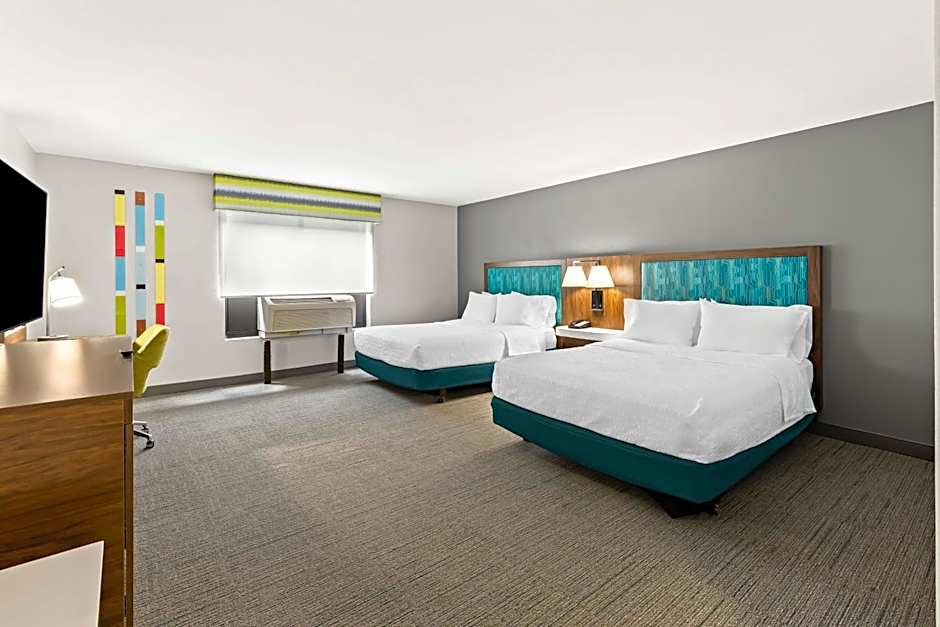 Hampton Inn By Hilton & Suites Canton