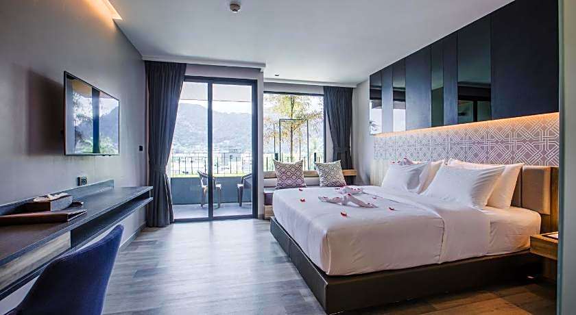 Rak Elegant Hotel Patong