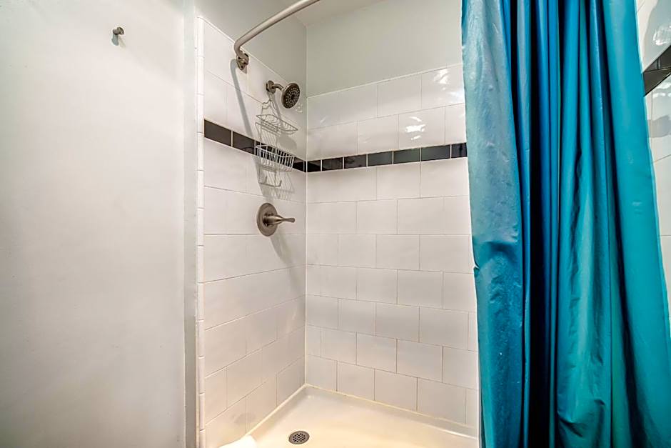 AIR Venice on the Beach