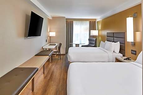 Queen Room with Two Queen Beds and Adapted Tub - Mobility and Hearing Accessible