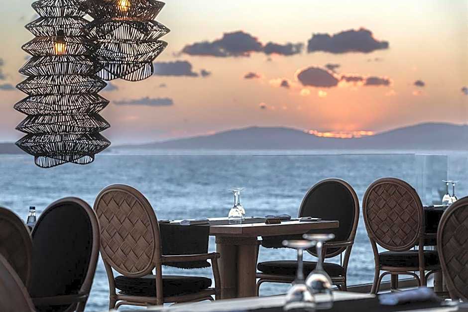 Saint John Hotel Villas & Spa