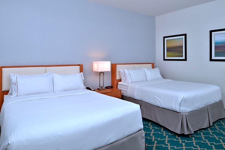 Holiday Inn Express and Suites West Ocean City