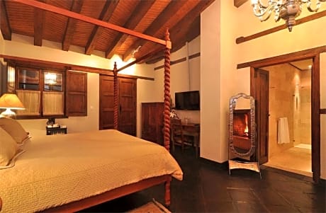 Junior Suite with Chimney